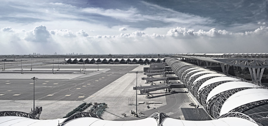 Passenger Terminal Complex Suvarnabhumi Airport di Jahn | Costruzioni infrastrutturali