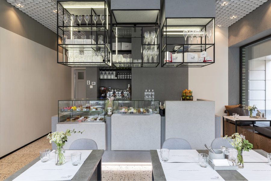 Cafe-confectionery Love and Sweets di QPRO | Caffetterie - Interni