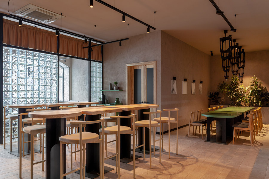Shavi Bistro by Studio SHOO | Café interiors