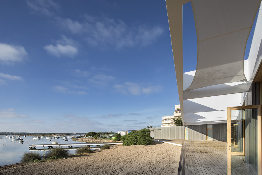 Formentera Water Sports Center von Marià Castelló Architecture | Sportanlagen