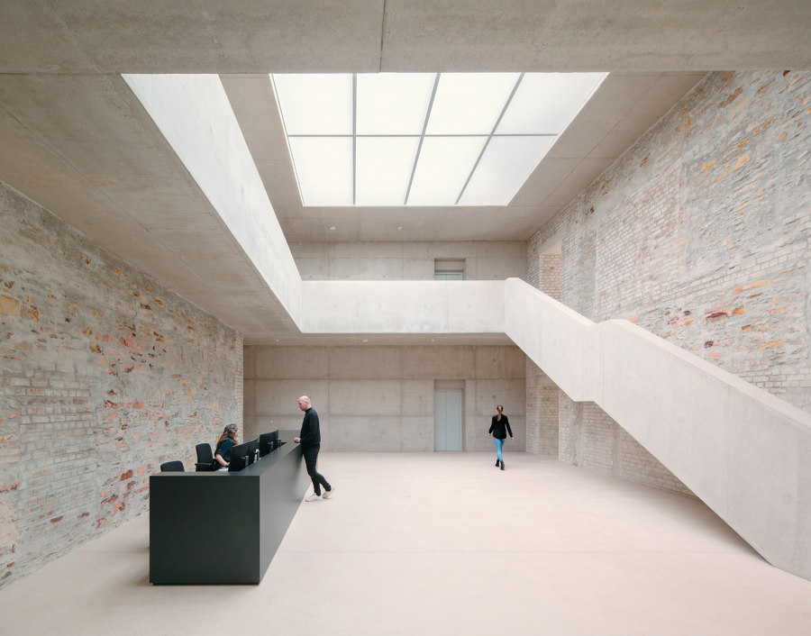 Jacoby Studios Headquarters by David Chipperfield Architects | Office buildings