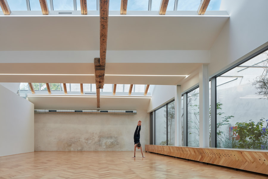 Yoga Garden & Art Gallery Brno | Spa facilities | RO_AR architects