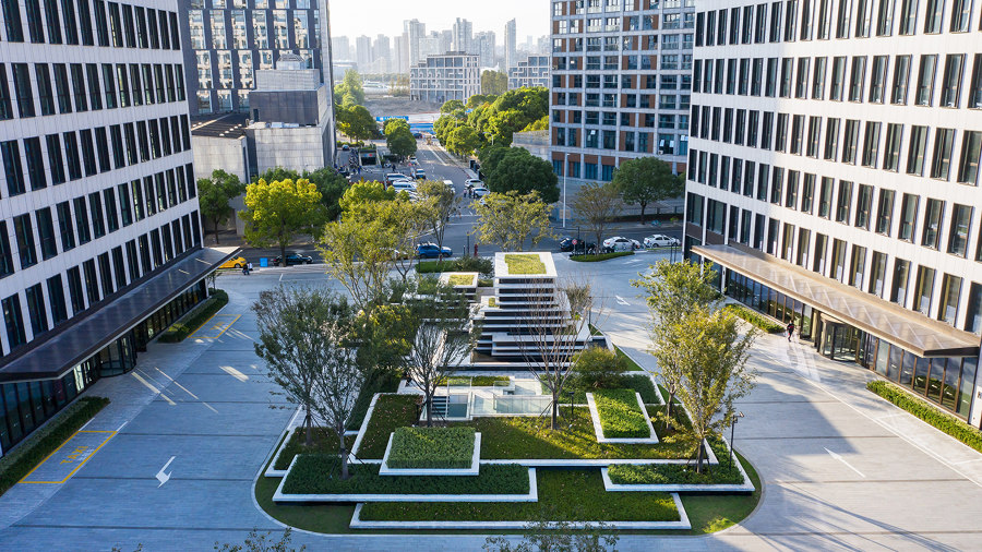 Sunbow Financial Center by ASPECT Studios | Gardens