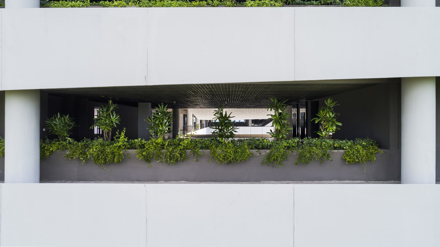 Concrete Waves di G8A Architecture & Urban Planning | Edifici per uffici