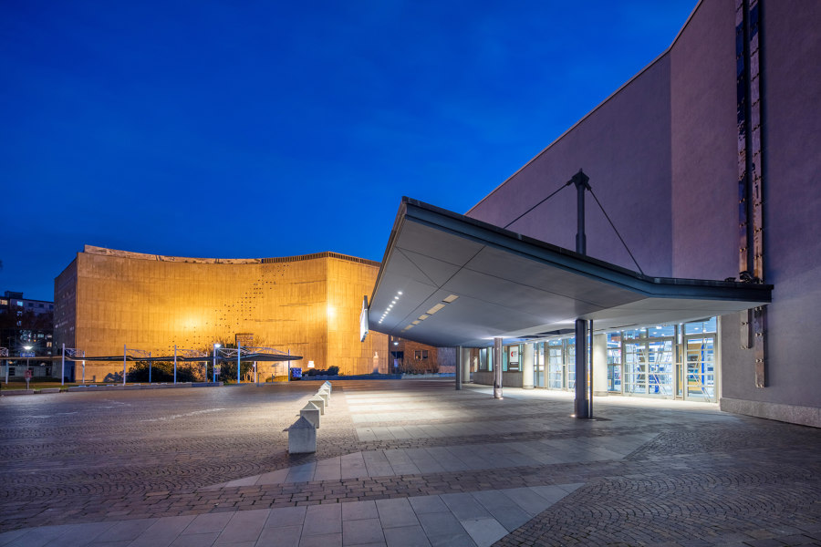 Liederhalle Kultur- und Kongresszentrum di pfarré lighting design | Edifici amministrativi