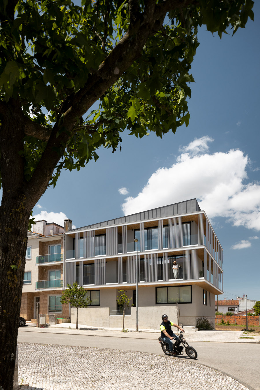 Bloco Habitacional I de Carolina Freitas Arquitectura | Urbanizaciones