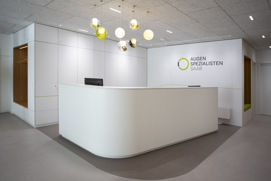 Lighting concept for an ophthalmologist’s practise de Tobias Link | Cabinets