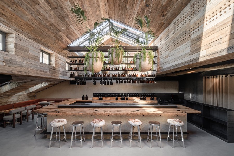Mad Bars House | Restaurant interiors | YOD Group