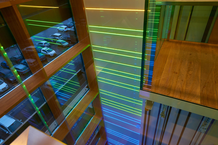 Enovos, Light Sculpture de Tobias Link | Immeubles de bureaux