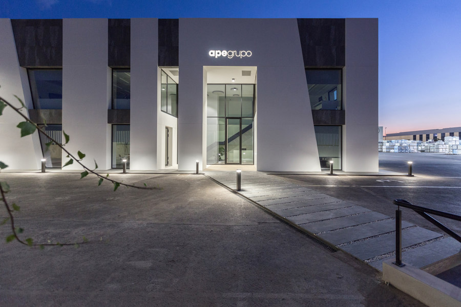 APE Logistics Office - Facade Project by Staron® | Manufacturer references