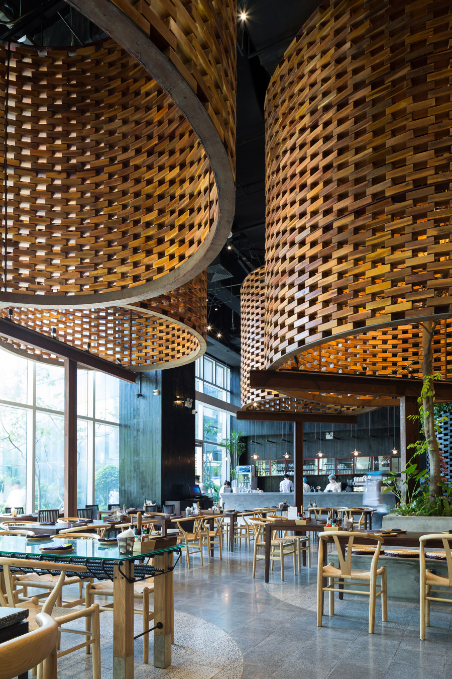 Pizza 4P’s Restaurant Landmark 72 by ODDO architects | Restaurant interiors