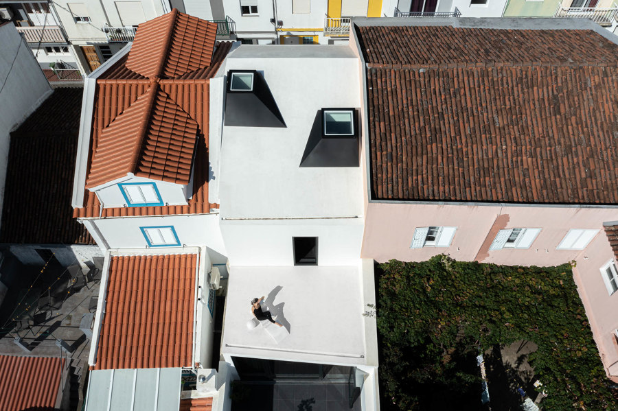 Windmill House by box: arquitectos associados | Semi-detached houses