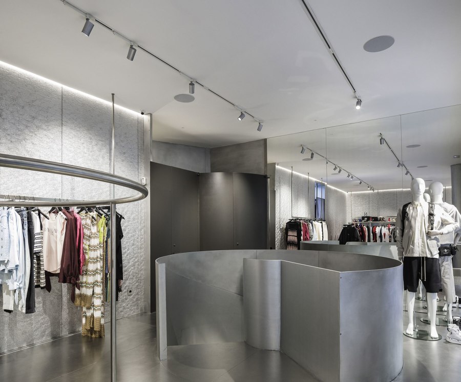 MKR Store in Seville by Guillermo Vázquez Consuegra | Shop interiors