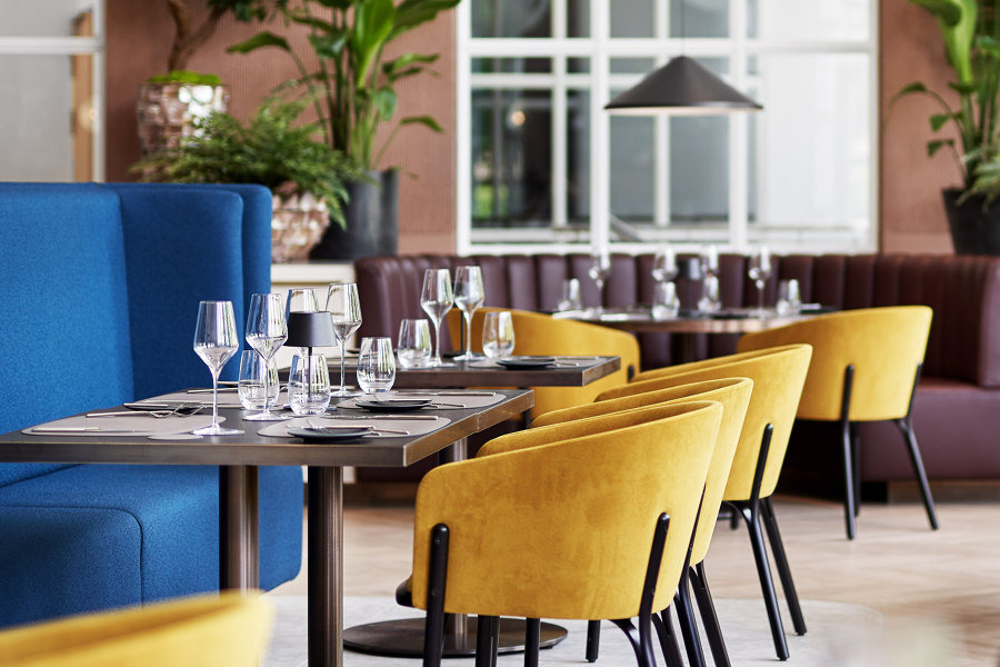 Danza Restaurant & Wine Bar by Ippolito Fleitz Group | Restaurant interiors