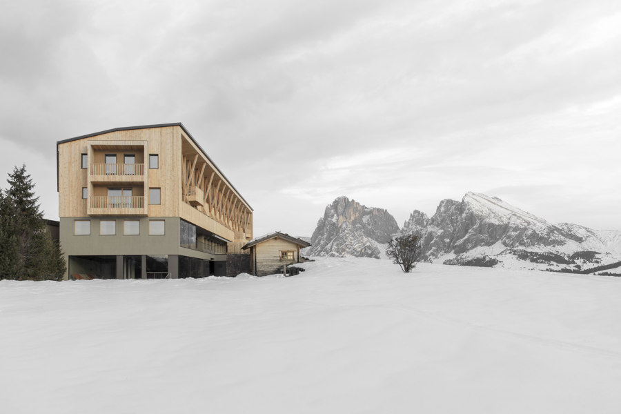 Icaro Hotel di MoDus Architects | Alberghi