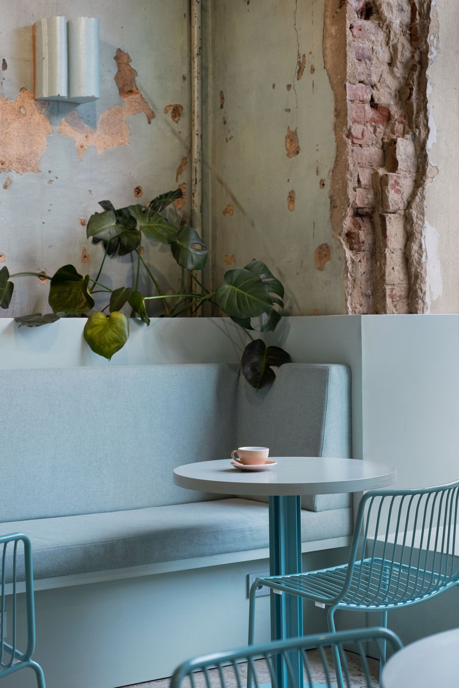 Zerno Coffee Shop von Studio11 | Café-Interieurs