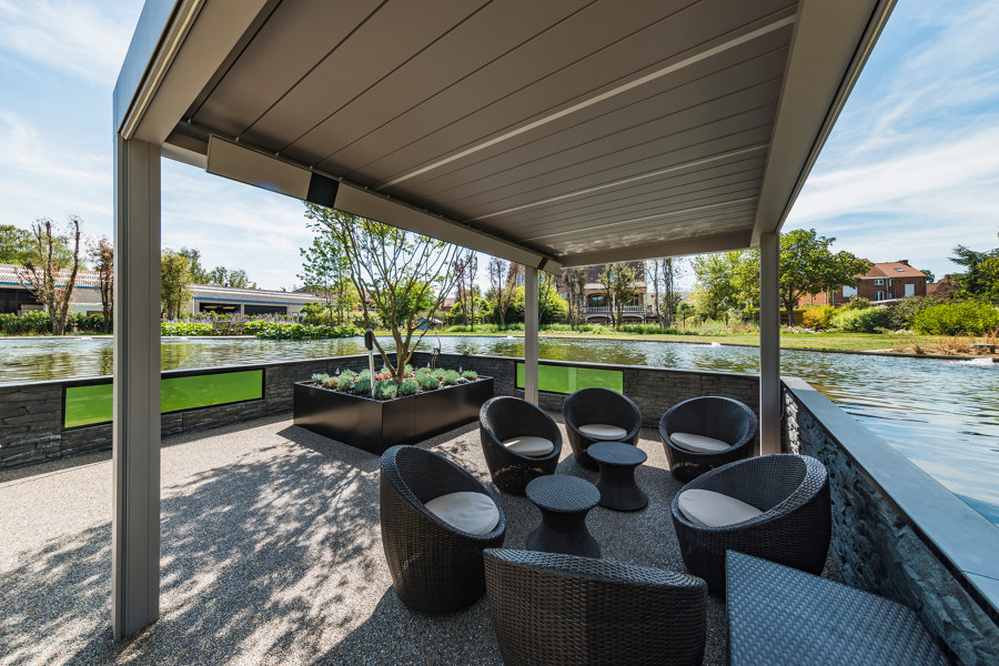 Waterfront terrace | Manufacturer references | Renson