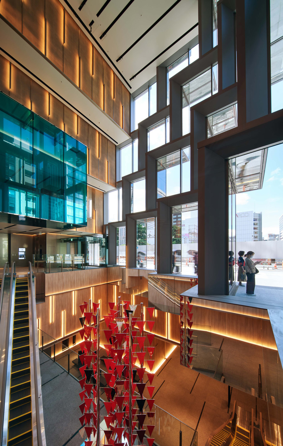 Tenjin Business Center di OMA | Edifici per uffici