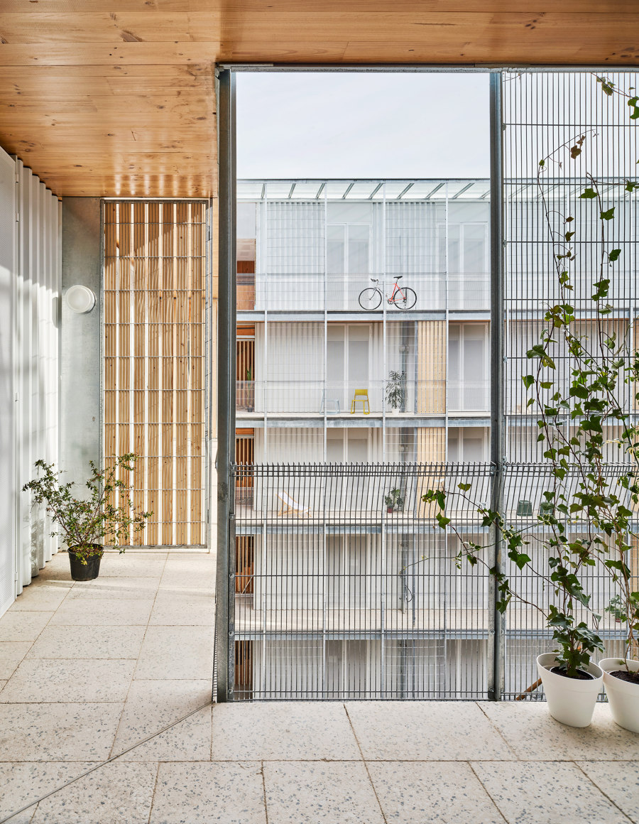 85 Social Dwellings in Cornellà | Mehrfamilienhäuser | Peris+Toral Arquitectes