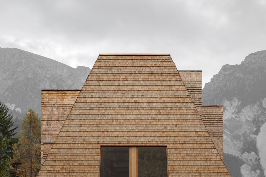 House Aqua Bad Cortina | Detached houses | Pedevilla Architects