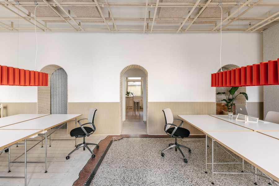 Circular Office in Düsseldorf by urselmann interior | Office facilities