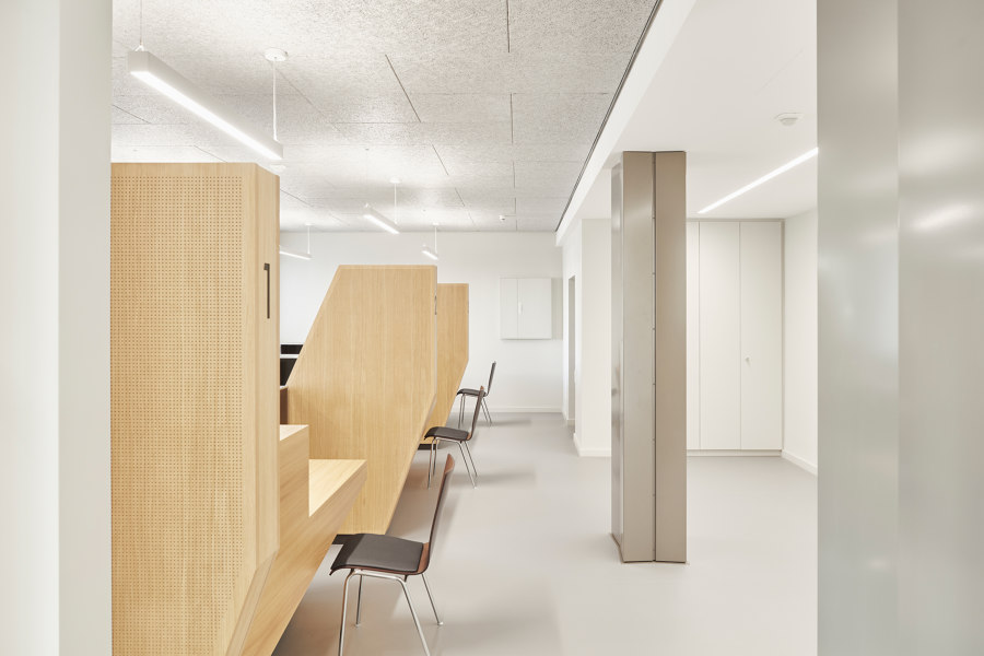 Renovation and Conversion of the Singen Revenue Office by Dannien Roller Architekten und Partner | Office buildings