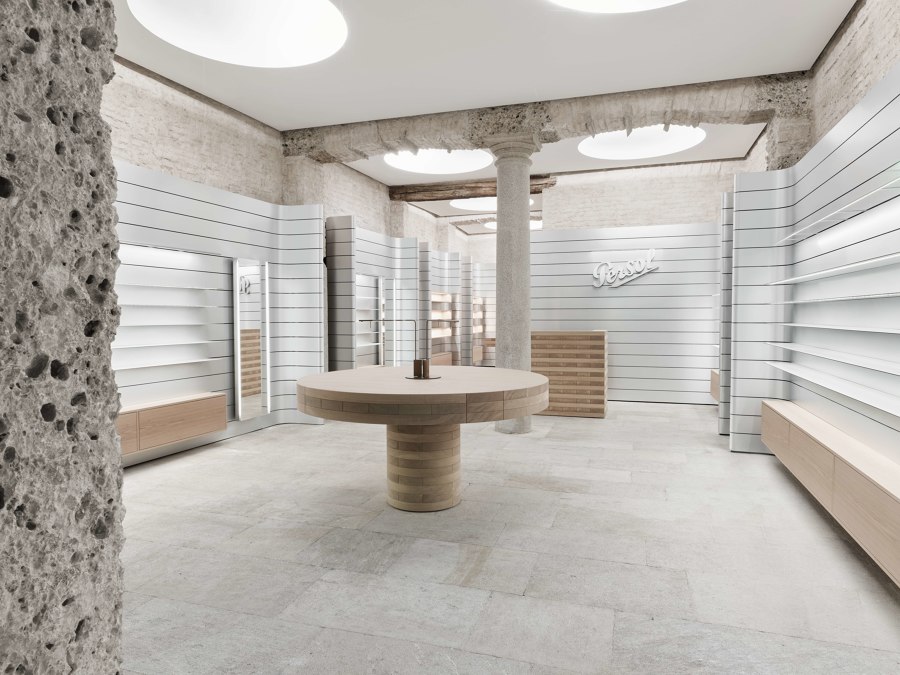 Persol von David Chipperfield Architects | Shop-Interieurs