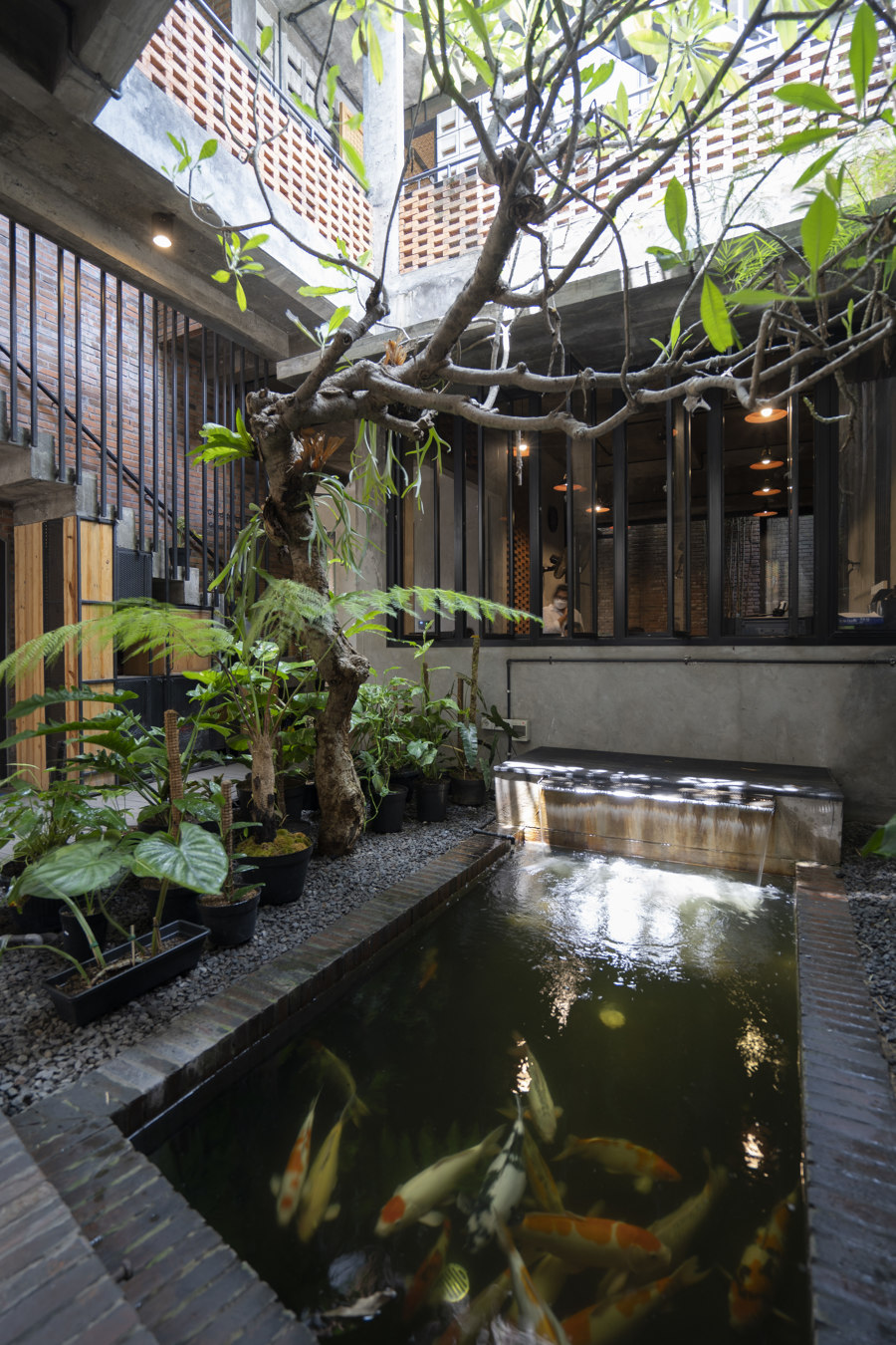 Biophilic Office by Andyrahman Architect | Office buildings