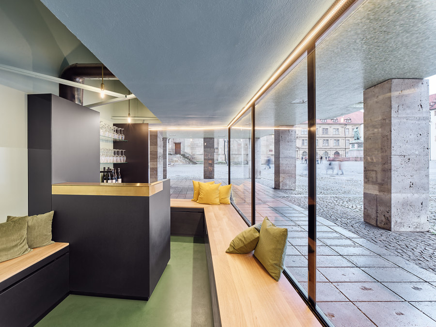 GRAU Brothandlung by SOMAA | Shop interiors