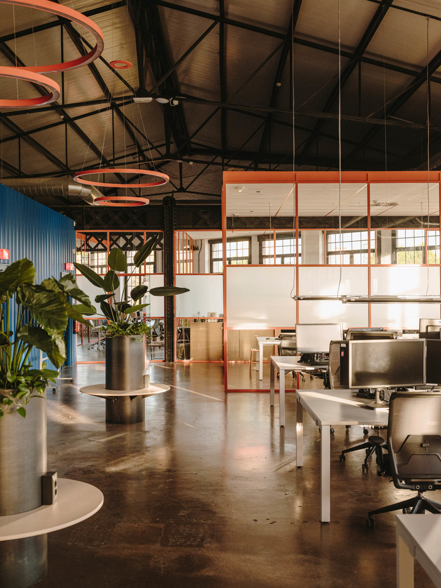 Sauvage Tv Offices | Office facilities | Cosy Barcelona