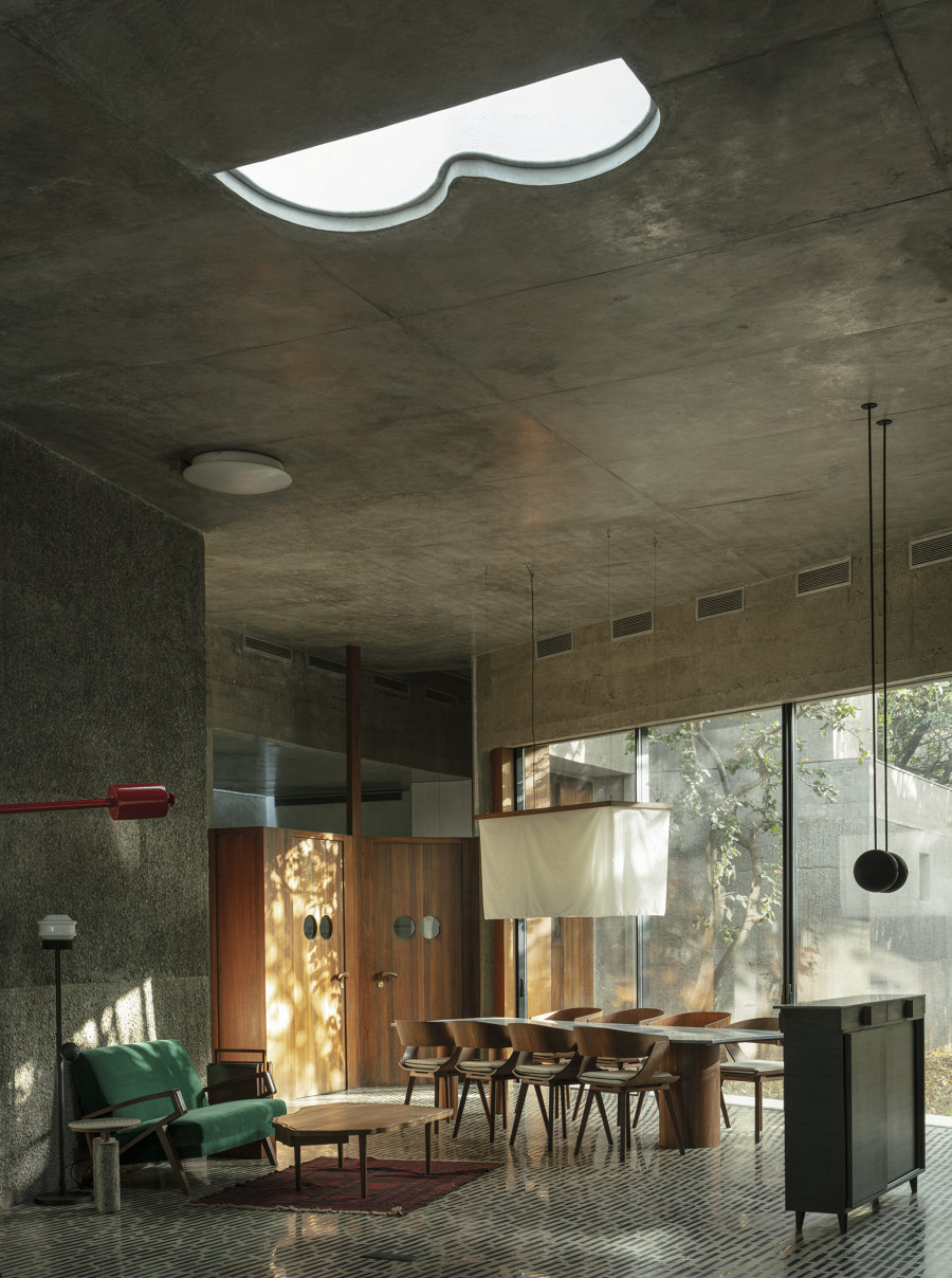 House of Concrete Experiments by Samira Rathod Design Associates | Detached houses
