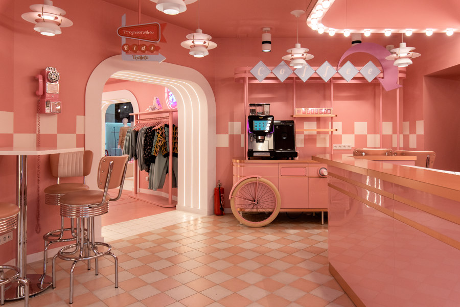 LAURELLA Fashion Store von mode:lina architekci | Shop-Interieurs