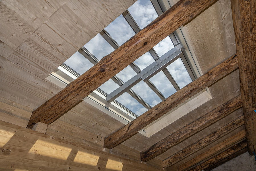 Dachfenster s: 203E – Lamellenfenster überzeugt Denkmalschutz de s: stebler | Referencias de fabricantes