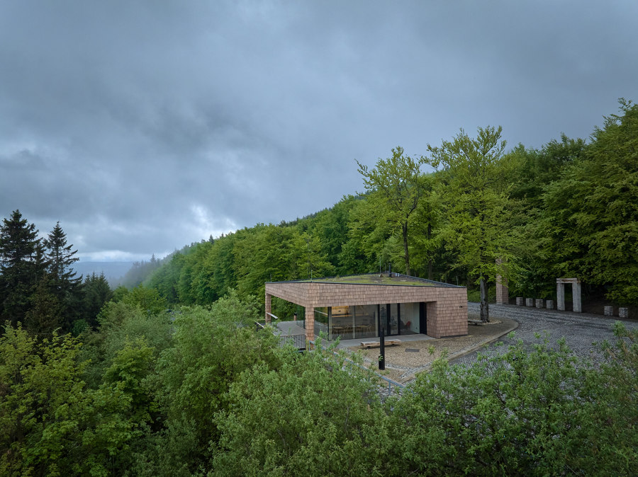 Pustevny Gateway di Henkai architects | Costruzioni infrastrutturali