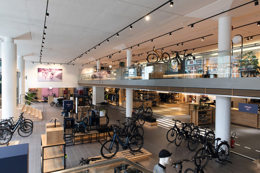 Lucien Bikestore von EGGER | Shop-Interieurs