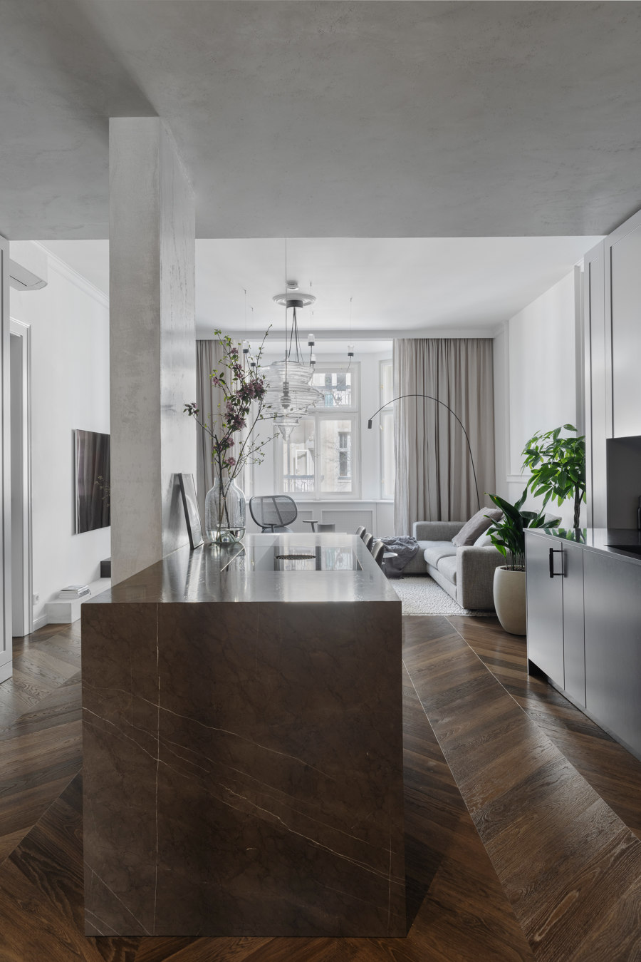 Men's Apartment in the Heart of Vinohrady de SMLXL studio | Espacios habitables