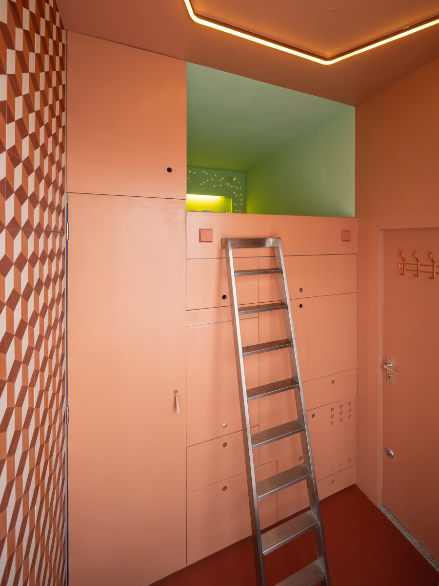 The Cabanon - the biggest smallest apartment in the world de STAR | Pièces d'habitation