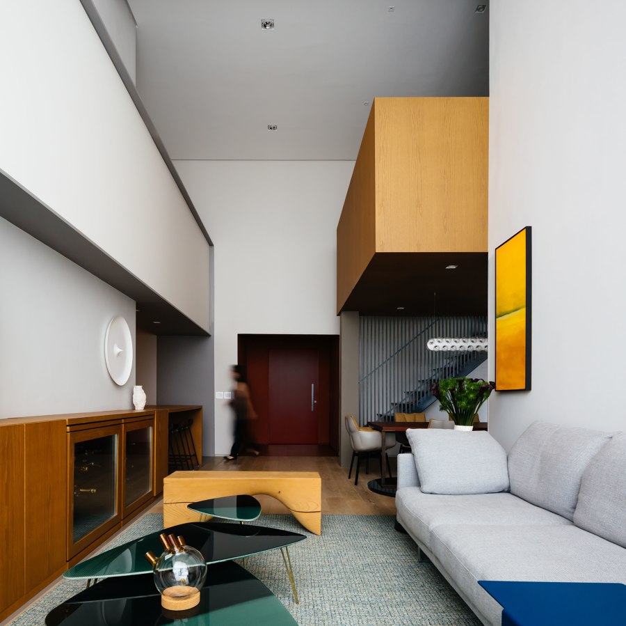 Nova York Apartment di FCstudio | Locali abitativi