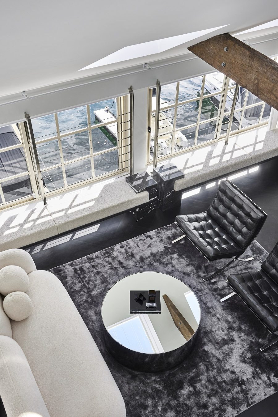 Woolloomooloo Finger Wharf Apartment von The Unlisted Collective | Wohnräume