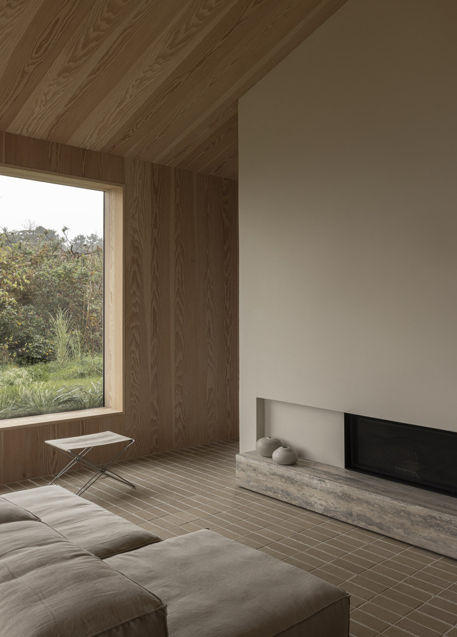 Heatherhill Beach House di Norm Architects | Case unifamiliari