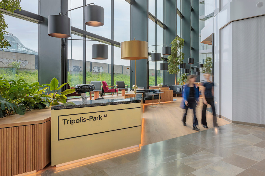 Tripolis Park Atrium von concrete | Büroräume