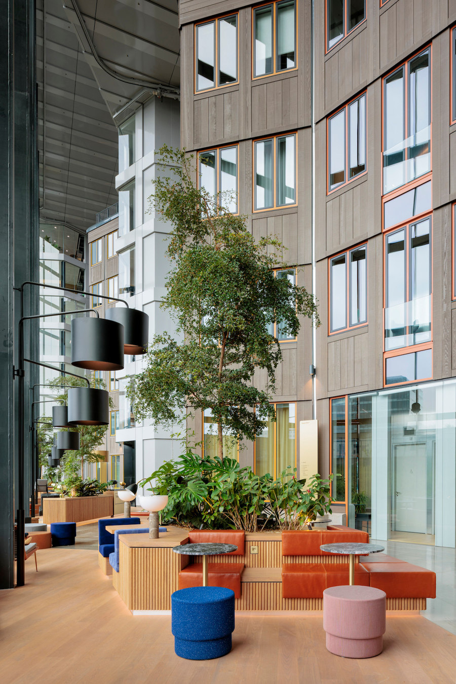 Tripolis Park Atrium de concrete | Bureaux