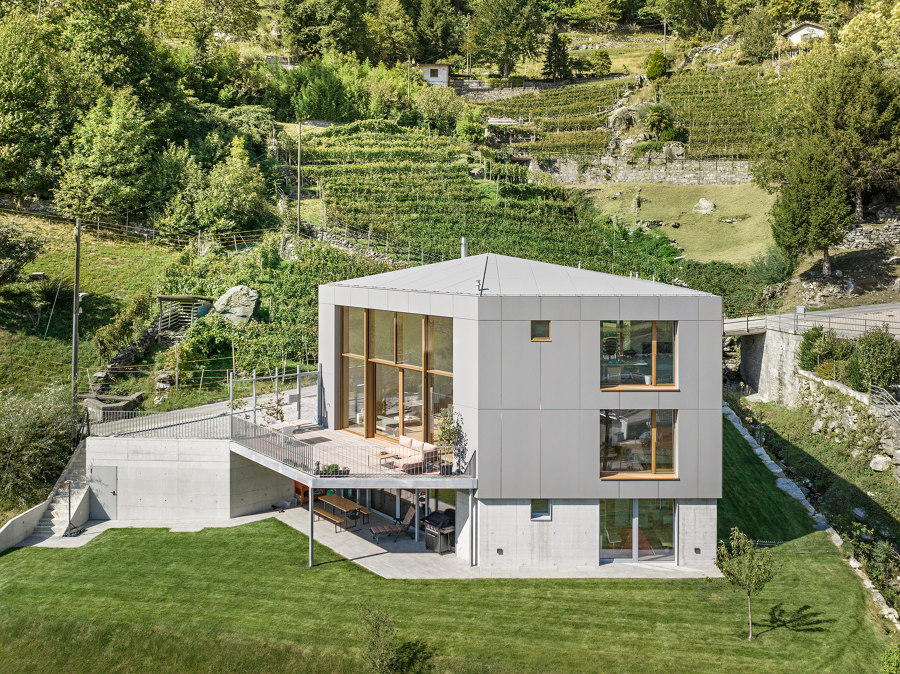 Malingamba | Bellinzona Carasso, Schweiz de Swisspearl Schweiz AG | Maisons particulières