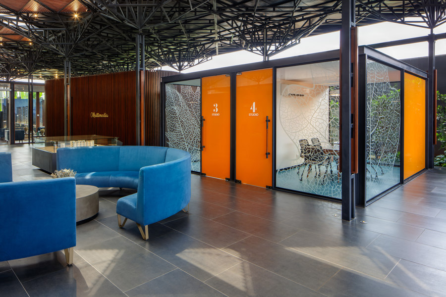 Experience Center von CnT Architects | Bürogebäude