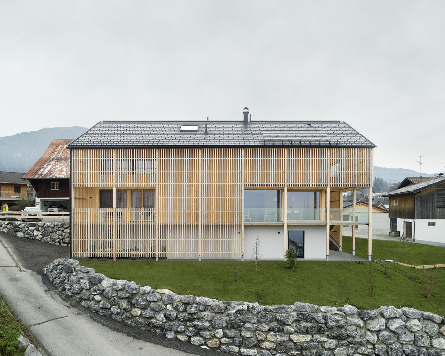 Multi-Generational House with a View by MWArchitekten | Detached houses