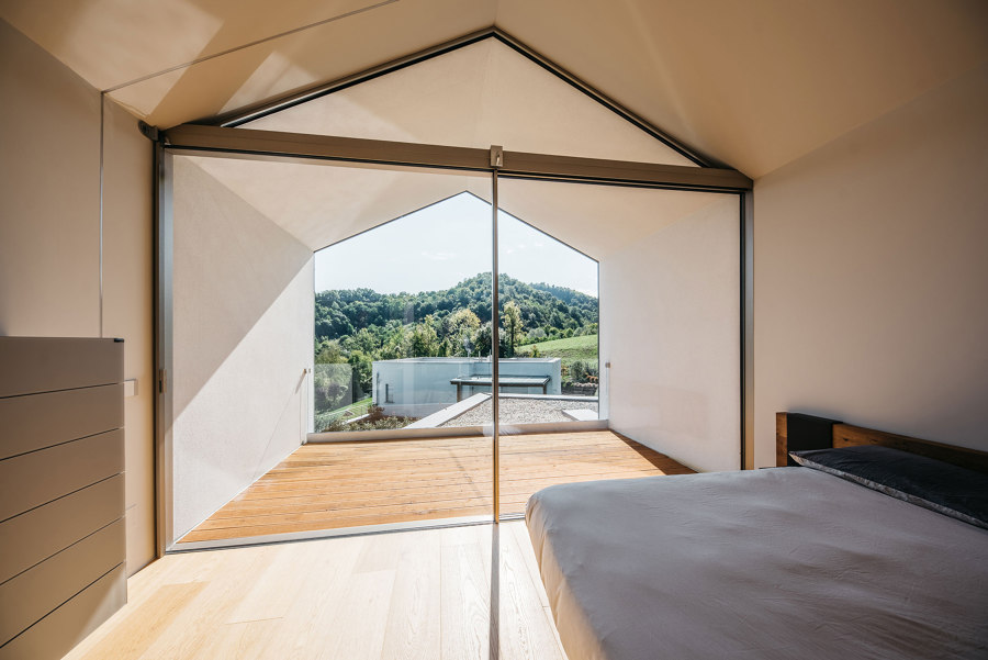 Casa Cannocchiale by Orama Minimal Frames | Manufacturer references