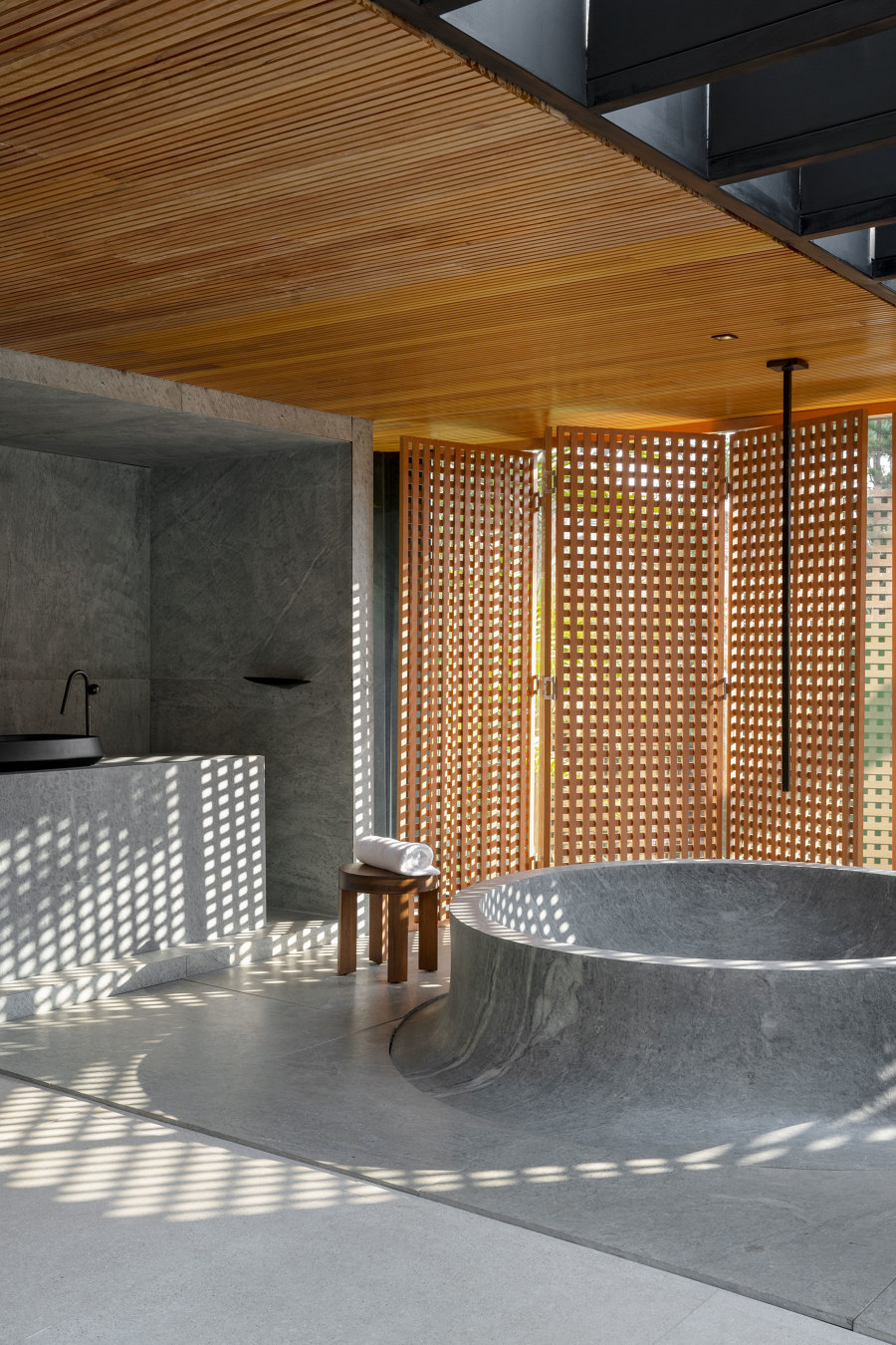 Bateia Bungalow Bathroom von Studio126 Arquitetura | Einfamilienhäuser