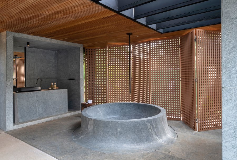 Bateia Bungalow Bathroom von Studio126 Arquitetura | Einfamilienhäuser