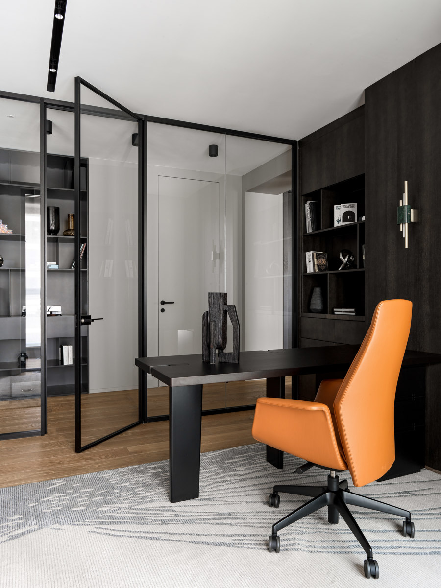 Minimalist apartment with glass cube inside de AIYA bureau | Espacios habitables