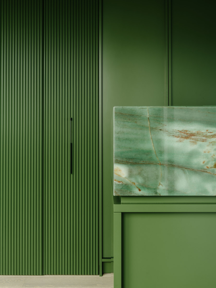 The Green Box di Ester Bruzkus Architekten | Locali abitativi